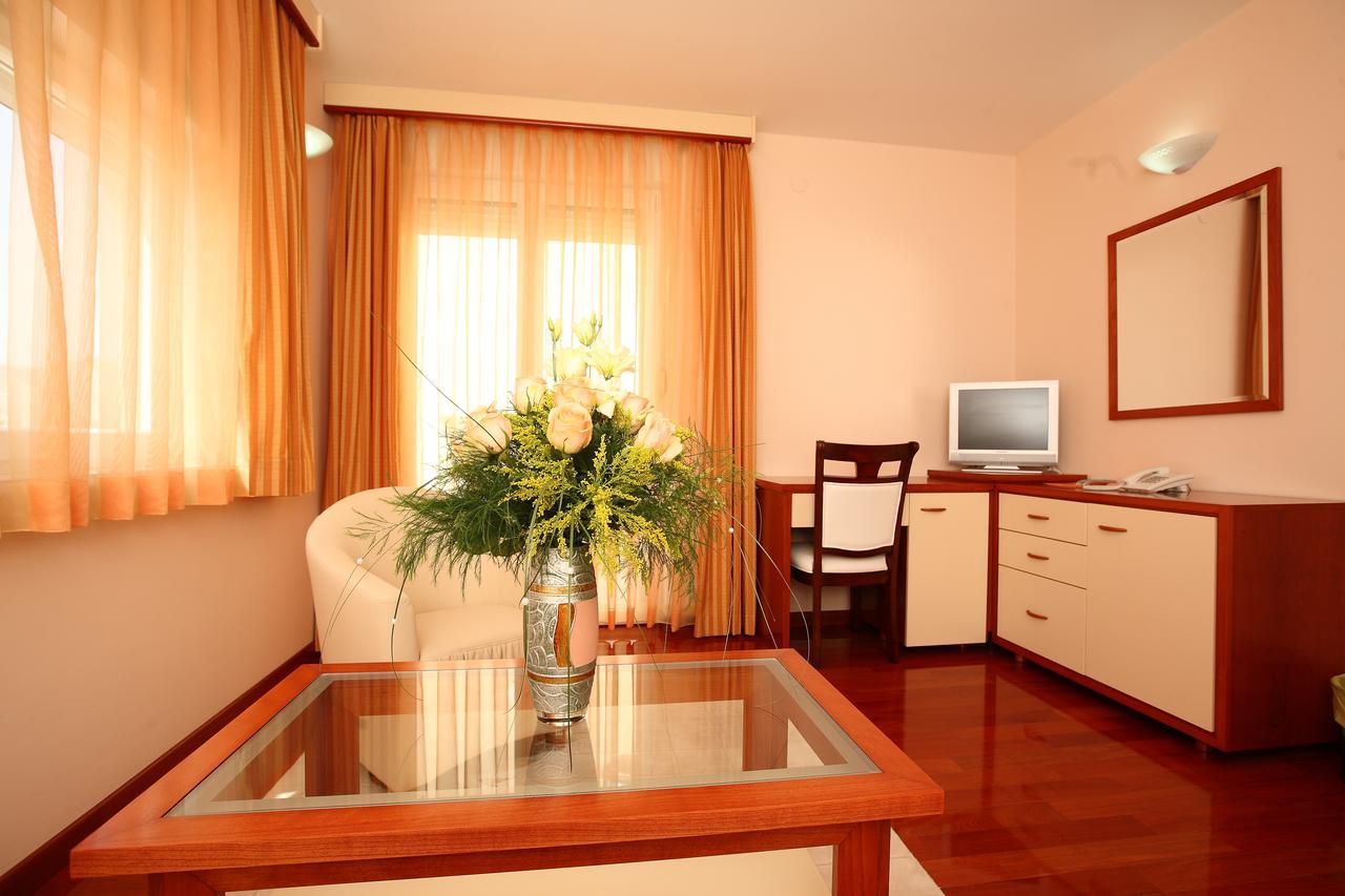 Hotel Trogir Palace חדר תמונה
