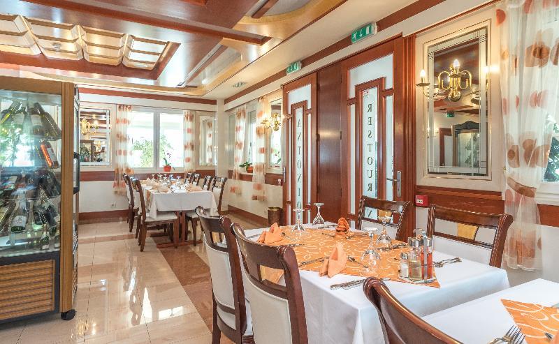 Hotel Trogir Palace מראה חיצוני תמונה