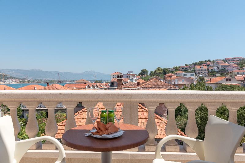 Hotel Trogir Palace מראה חיצוני תמונה