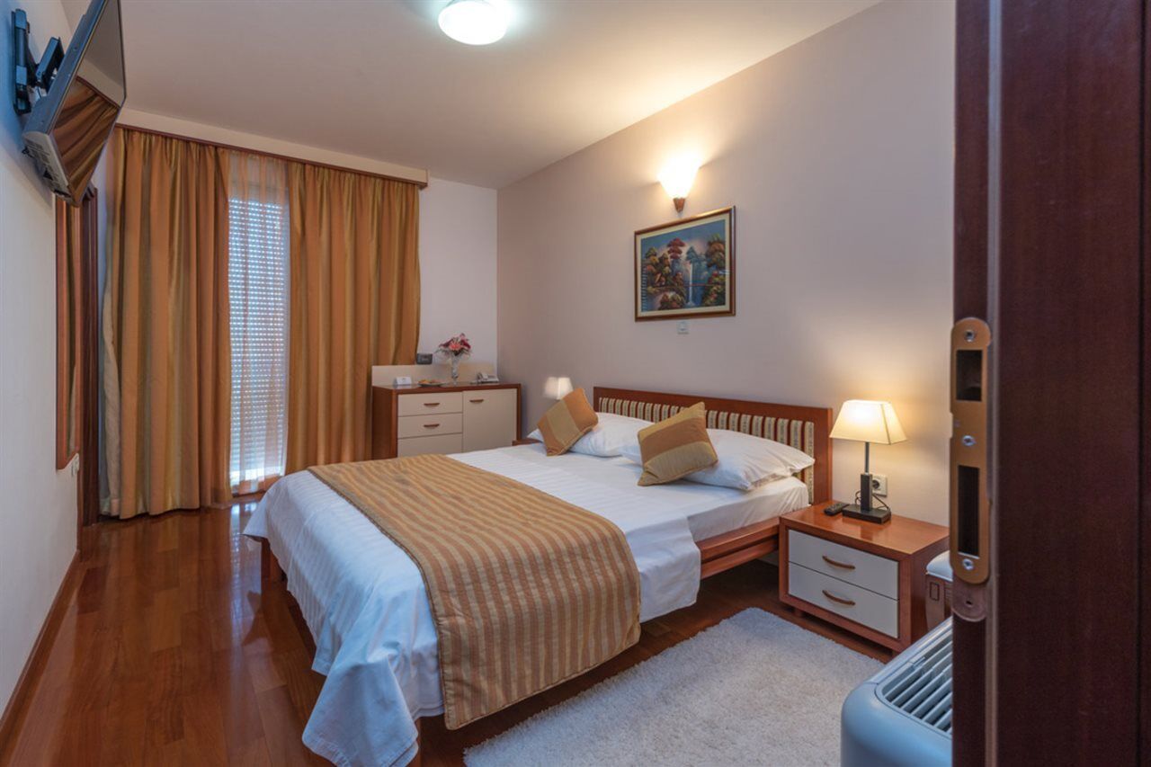Hotel Trogir Palace מראה חיצוני תמונה